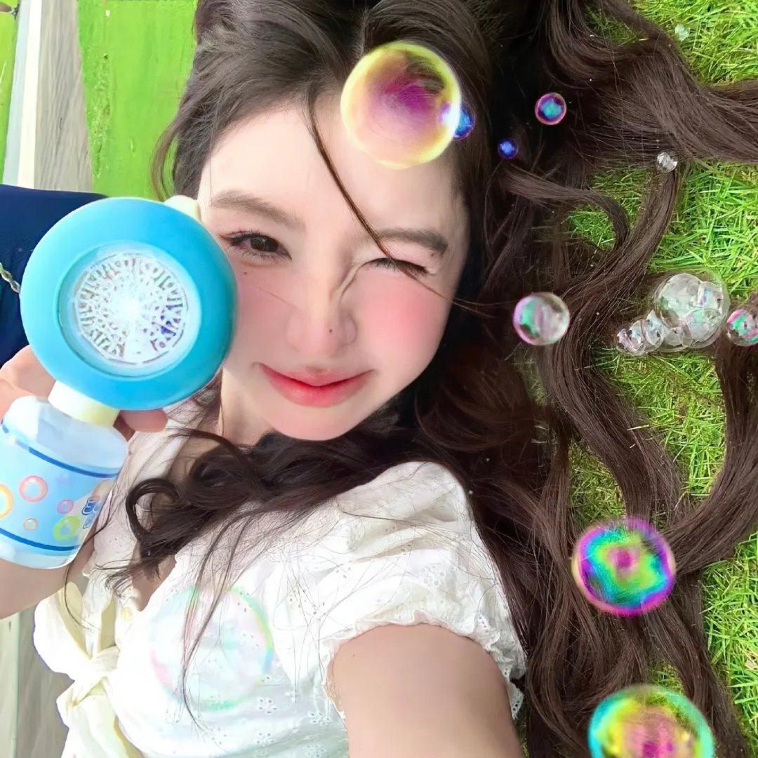 疵 海报